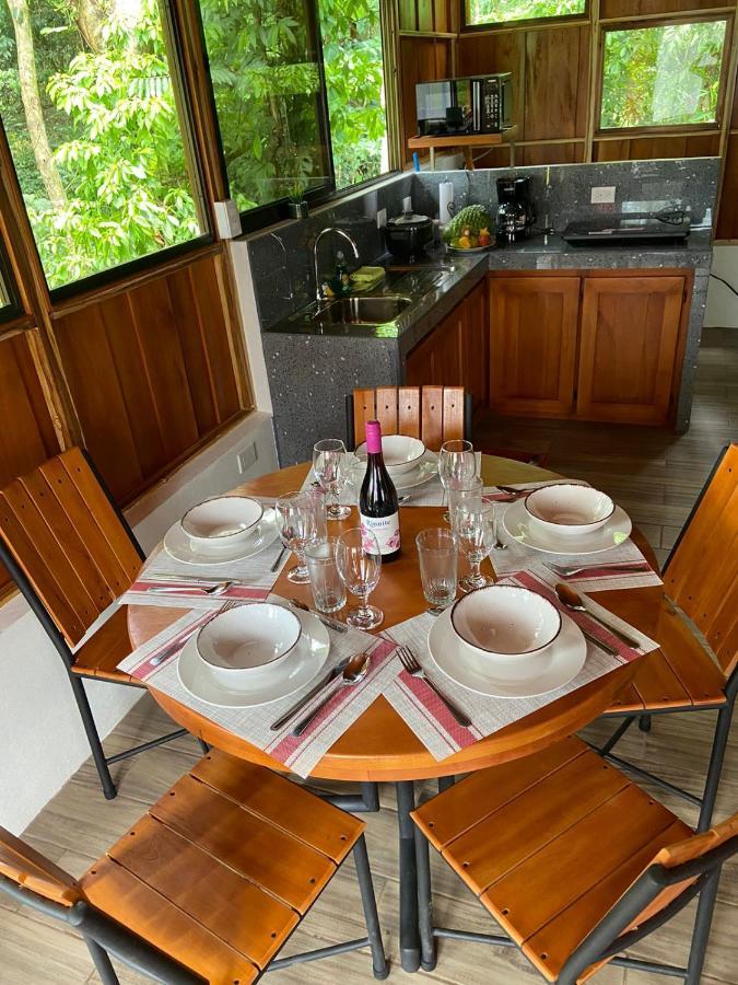 Gambas Lodge Ла Фортуна Экстерьер фото
